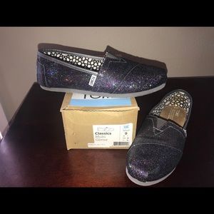 Glitter Toms